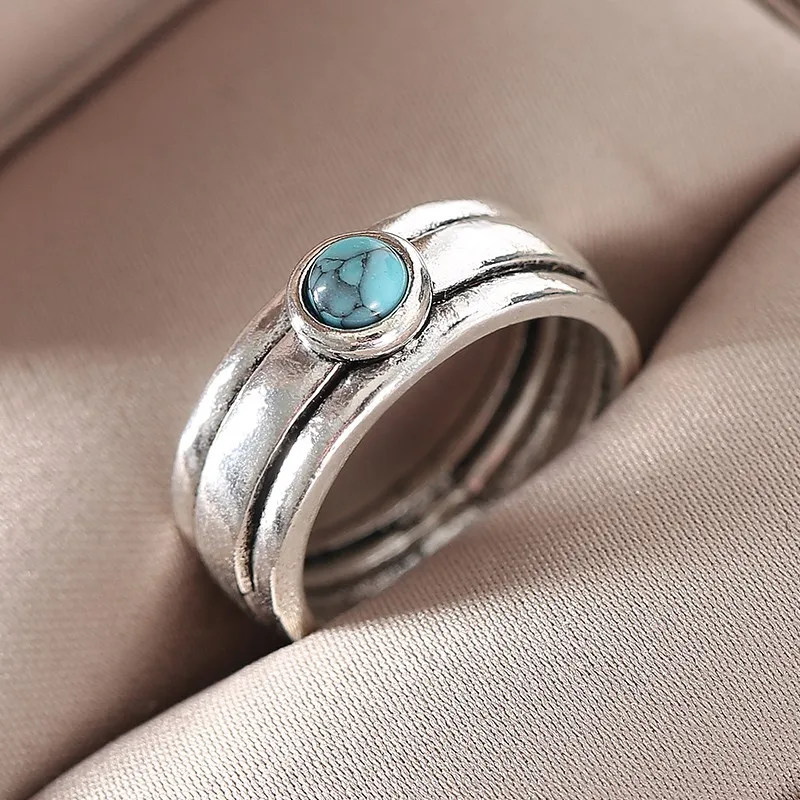 Vintage ring med indlagte turkise sten